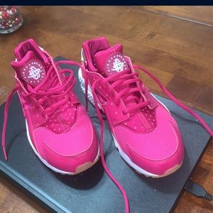 Pink and white air huaraches